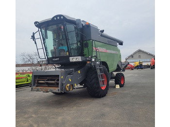 Fendt 5225E - Combine harvester