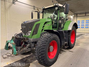  2012 Fendt 828 Vario traktor. FRONHYDRAULIKK, SOMMER OG VINTERDEKK - Farm tractor