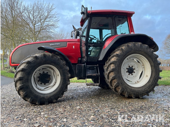  Traktor Valtra T140 - Farm tractor
