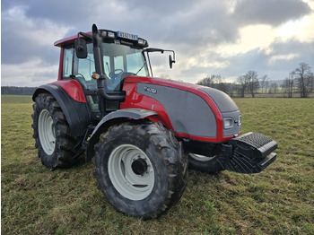 VALTRA T140 - Farm tractor