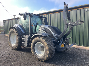  Valtra T254 - Farm tractor