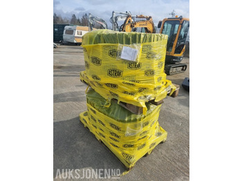  Kubota stålbelter KX080-4 45 cm 2 stk - Attachment