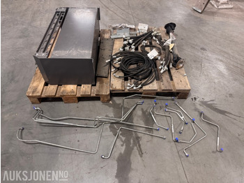  Volvo Oppevarkingskasse, Hiflex slanger + Div. Deler - Attachment