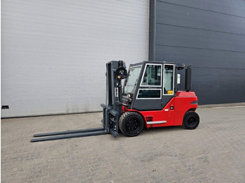 Dan Truck 8450DG Container-Indoor-Stapler -TRIPLEX - Diesel forklift