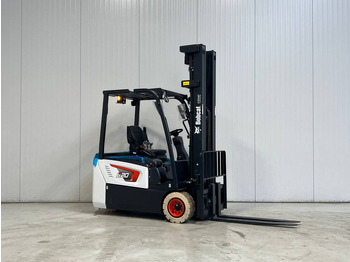 Bobcat B20T-7 PLUS - Electric forklift