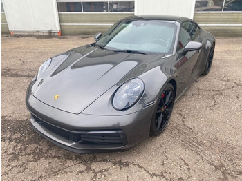 Porsche 992  - Car