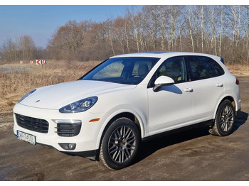  Porsche Cayenne Platinum Edition - Car