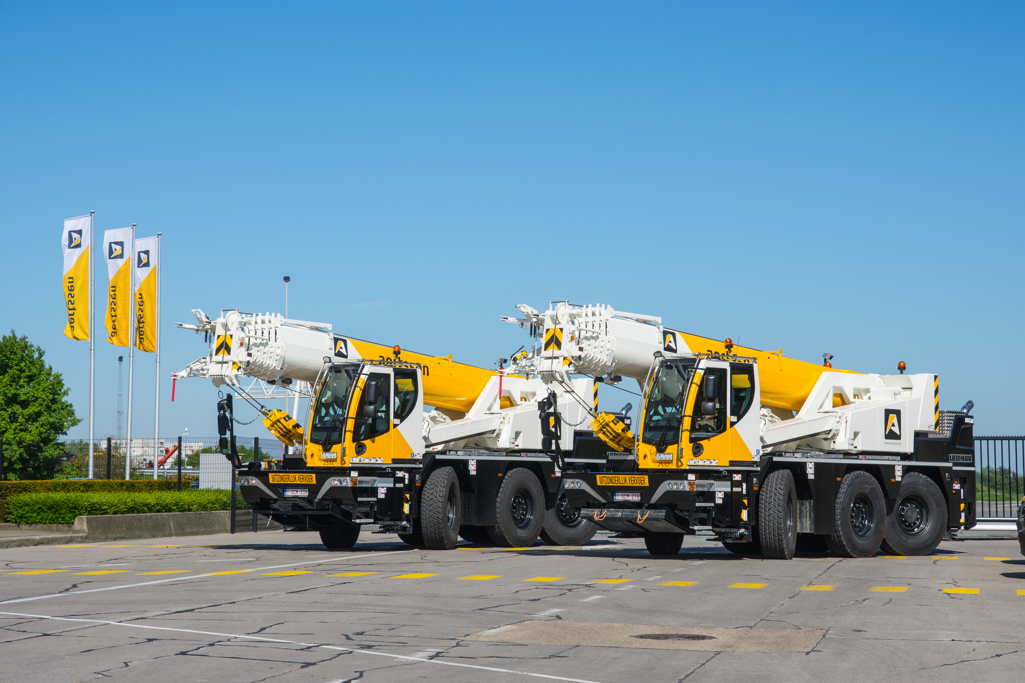 Aertssen Trading NV - Construction machinery VOLVO - Year: 2014 undefined: picture 1