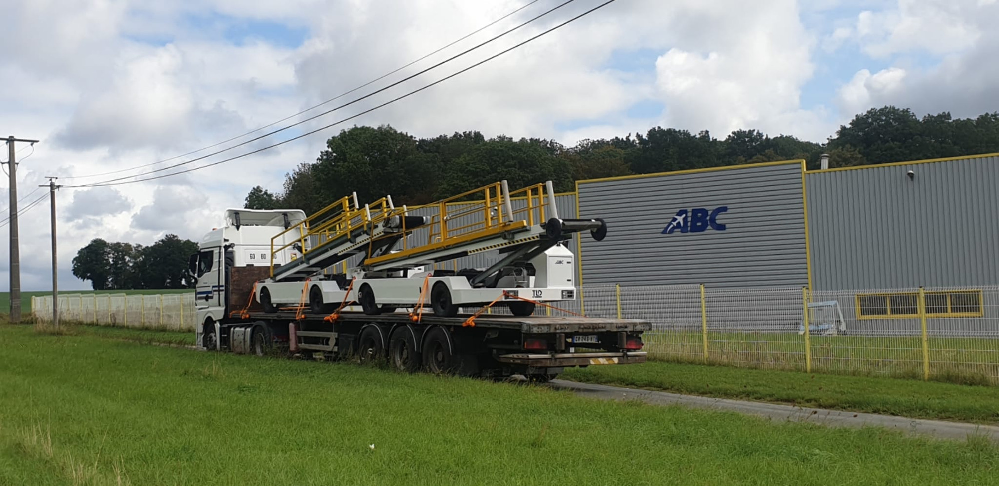 Air Business GSE - Ground support equipment MULAG undefined: picture 3
