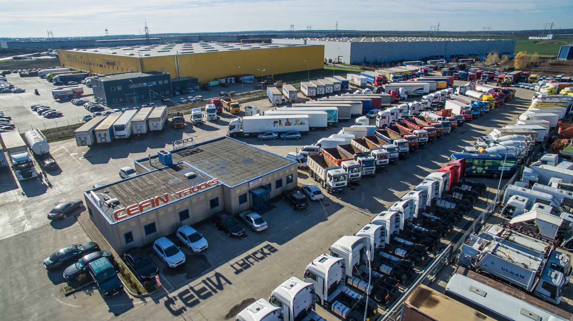 AIC TRUCKS SA - Construction machinery - Year: 2018, 8x4 undefined: picture 1