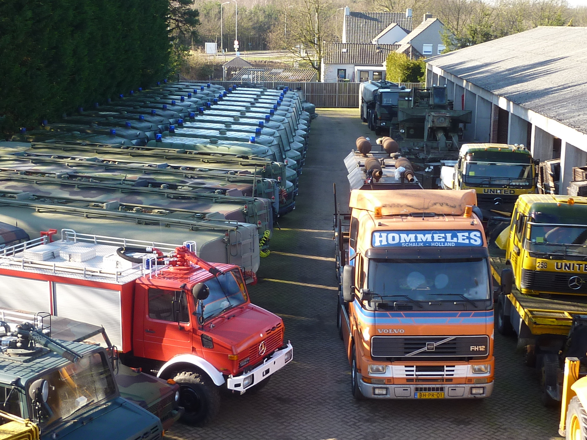 A.M. Hommeles B.V. - Ground support equipment - Year: 2008 undefined: picture 3