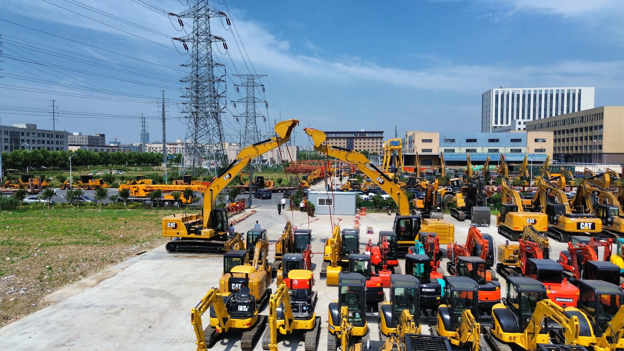 Toaks International Trading Company - Construction machinery - Year: 2016, 2-axle, air conditioner undefined: picture 4