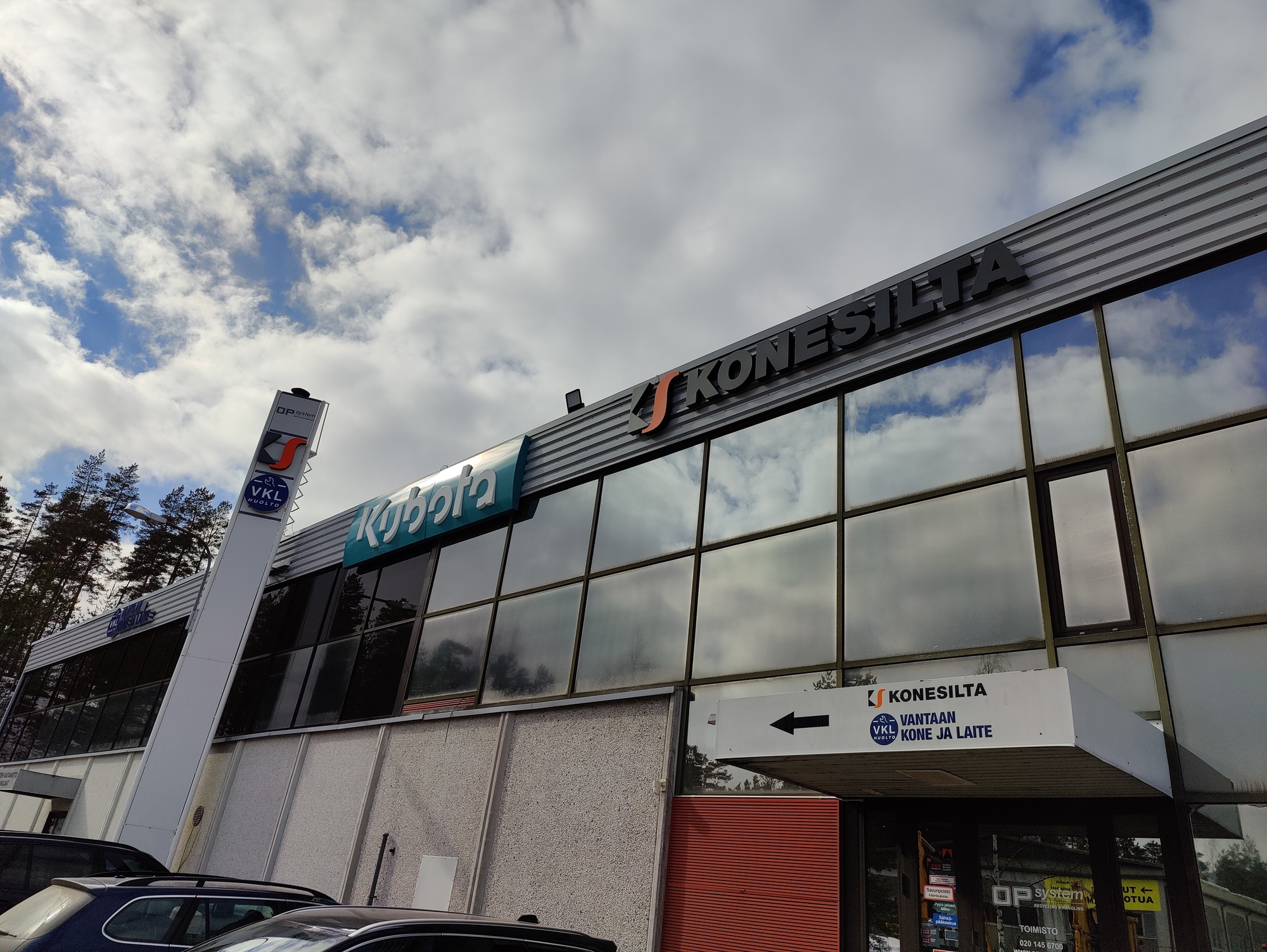 Konesilta Oy - vehicles for sale undefined: picture 1