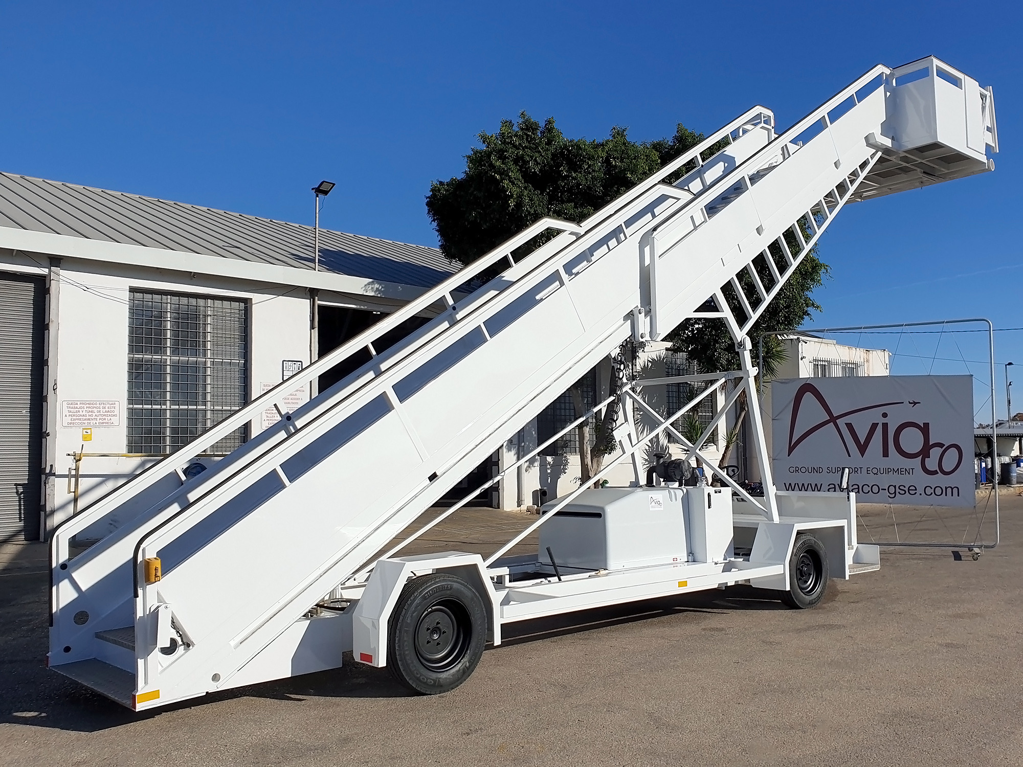 AVIACO GSE - Material handling equipment - Year: 1995, diesel undefined: picture 5