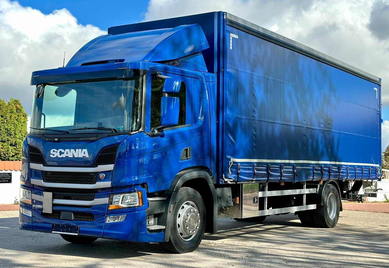 Damian Bryła FIRMA HANDLOWO - USŁUGOWA - vehicles for sale undefined: picture 1