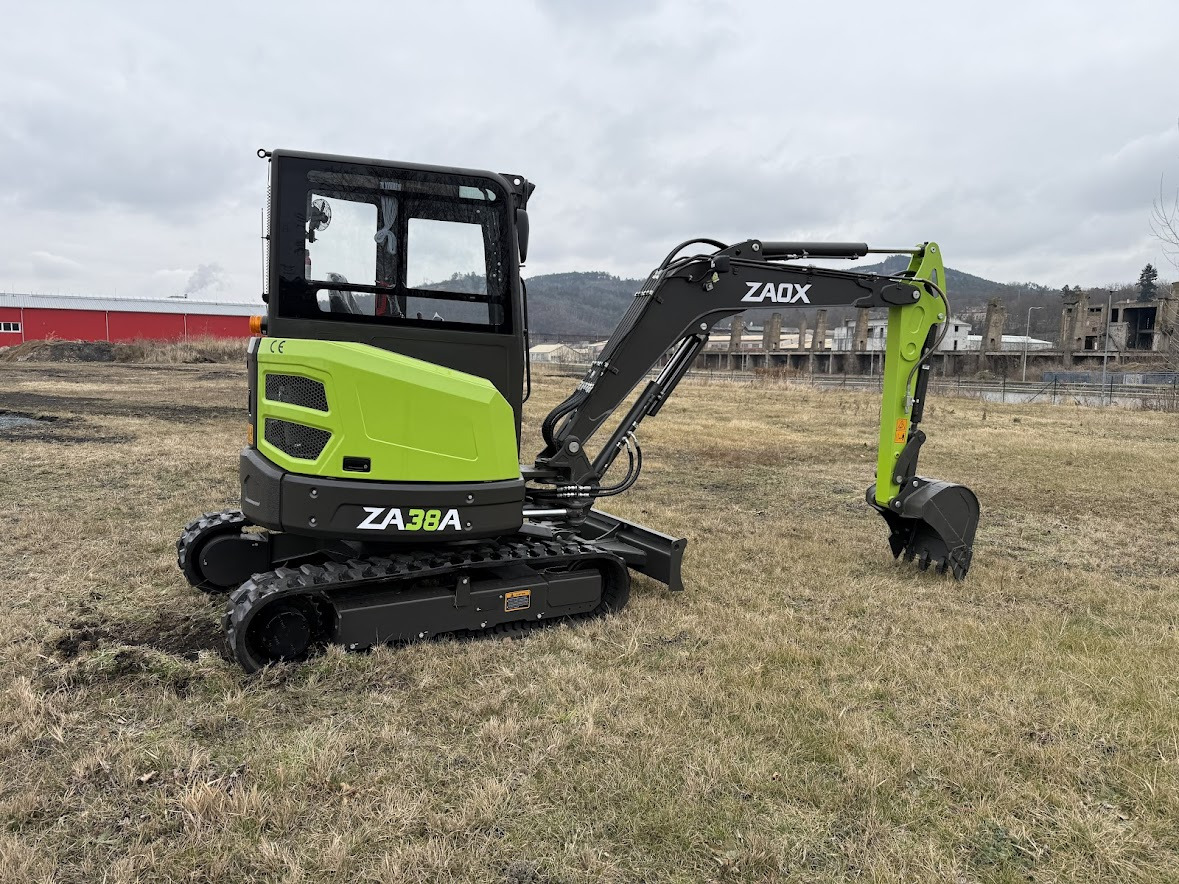 ZAOX CONSTRUCTION MACHINERY A.S. undefined: picture 5