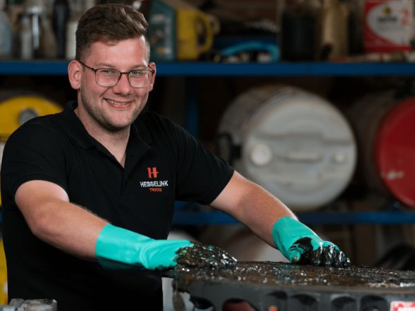 Hesselink Trucks B.V. undefined: picture 3