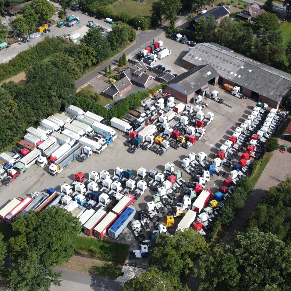 Hesselink Trucks B.V. undefined: picture 7