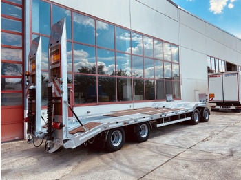 New Low loader trailer for transportation of heavy machinery Möslein T 4 VB F  4 Achs Tieflader- Anhänger, Neufahrzeug: picture 3