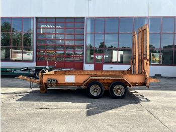 Low loader trailer