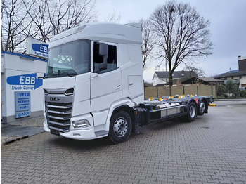 Container transporter/ Swap body truck DAF XG 480