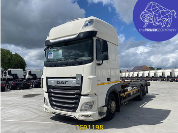 Container transporter/ Swap body truck DAF XF 480