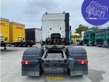 Tractor unit Mercedes-Benz Arocs 1943: picture 4