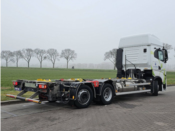 Container transporter/ Swap body truck Iveco S-WAY AS260S46 LNG INT. STEERAXLE: picture 3