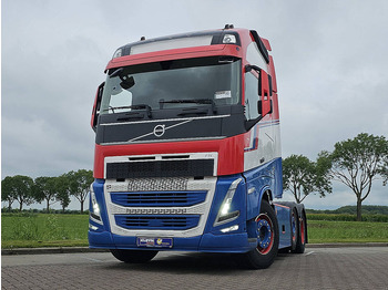 Tractor unit VOLVO FH 460