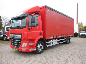 Curtainsider truck DAF CF