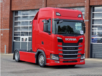 Tractor unit SCANIA S