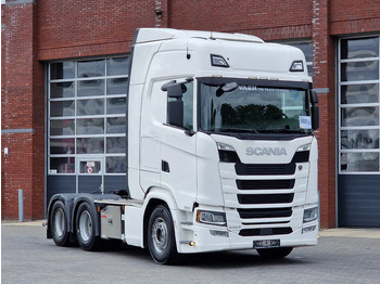 Tractor unit SCANIA S 540
