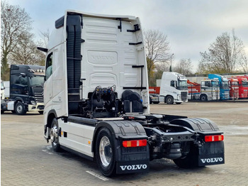 New Tractor unit Volvo FH 13.500 Aero Globetrotter XL 4x2 - I Save - Retarder - I parkcool - 2x tank - Mirror cams: picture 5