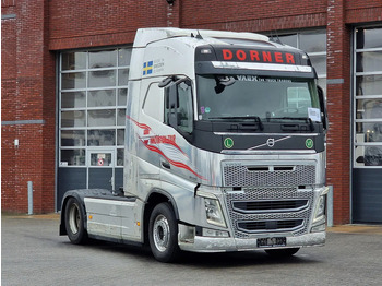Tractor unit VOLVO FH13 500