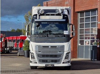Box truck Volvo FH 16.750 Globetrotter XL 6x2 - Ekeri box with sidedoors - Retarder - 4.60 WB - Full air: picture 2