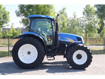Farm tractor New Holland TS135A | 40 KM/H | 4X4 | SUPERSTEER: picture 4