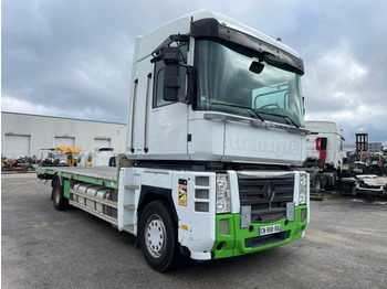 Dropside/ Flatbed truck RENAULT Magnum 440