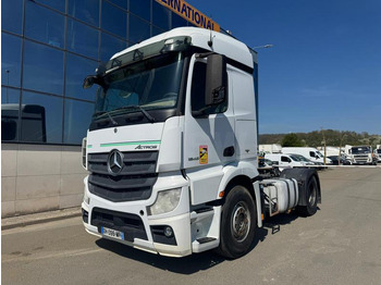 Tractor unit MERCEDES-BENZ Actros 1845