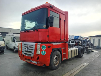 Tractor unit RENAULT Magnum 440