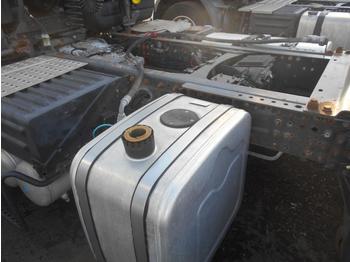Tractor unit Renault Premium 410 DXI: picture 5