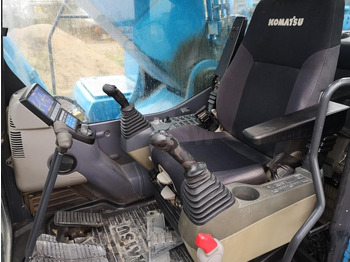 Crawler excavator Komatsu PC490LC-10: picture 5