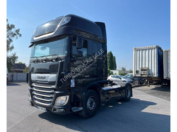 Tractor unit DAF XF 530