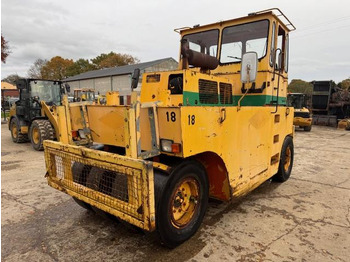 Pneumatic roller HAMM