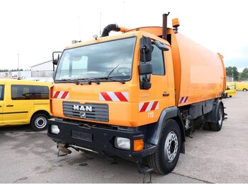 Vacuum truck MAN 18.285 LLC LE280B ZW SCHIENENREINIGER SCHÖRLING: picture 5