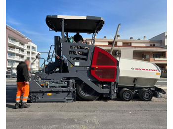 Asphalt paver DYNAPAC
