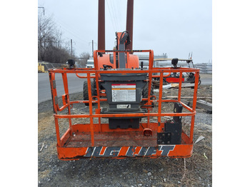 Telescopic wheel loader JLG 600AJ: picture 5