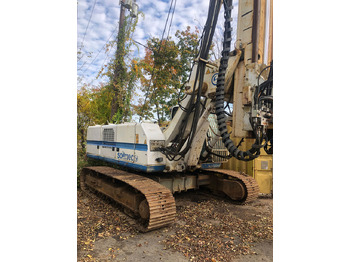 Pile driver SOILMEC