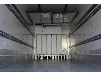 Refrigerator truck Volvo FM 420 TK T-1200R Bi-Temp Strom Türen LBW Klima: picture 4 Refrigerator truck Volvo FM 420 TK T-1200R Bi-Temp Strom Türen LBW Klima: picture 4