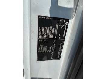 Box van Mercedes-Benz 818 Koffer / LBW / AHK + DL: picture 5