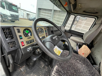 MAN F90 18.232 FK 2-Achs Kipper Kran Palf. PK 8000 on lease MAN F90 18.232 FK 2-Achs Kipper Kran Palf. PK 8000: picture 5